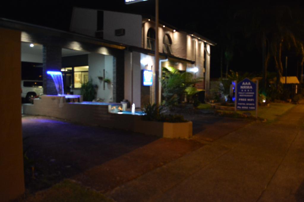 Alabaster Motor Inn Taree Extérieur photo