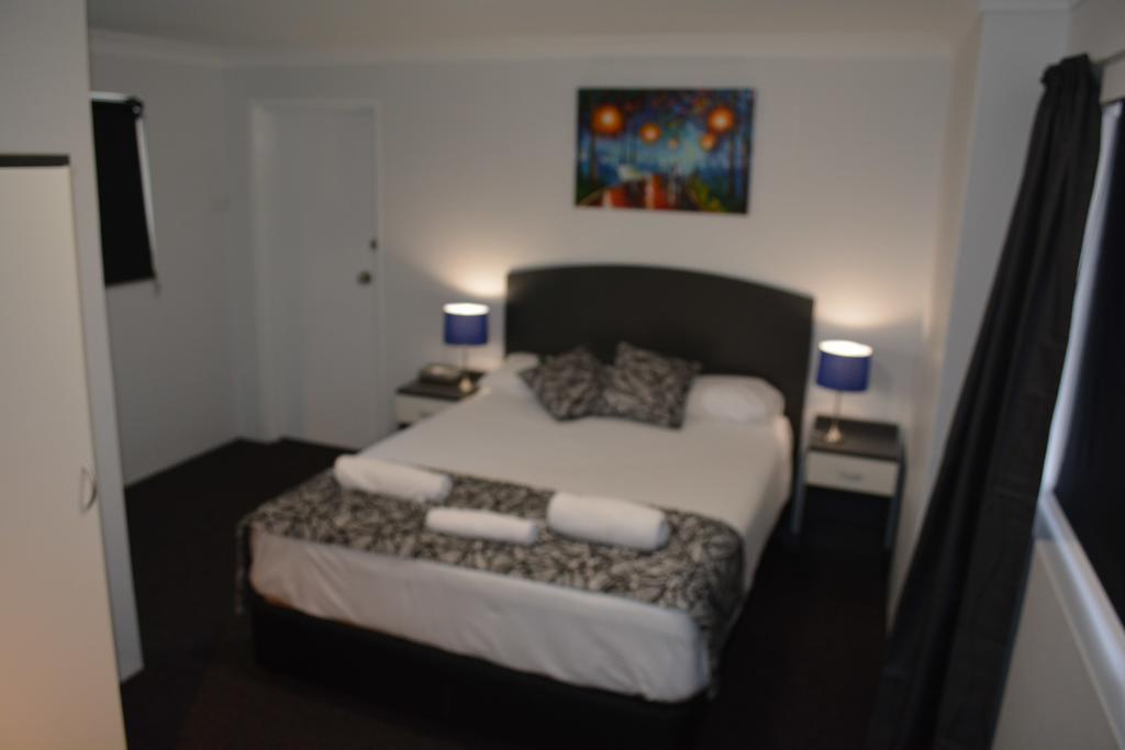 Alabaster Motor Inn Taree Extérieur photo