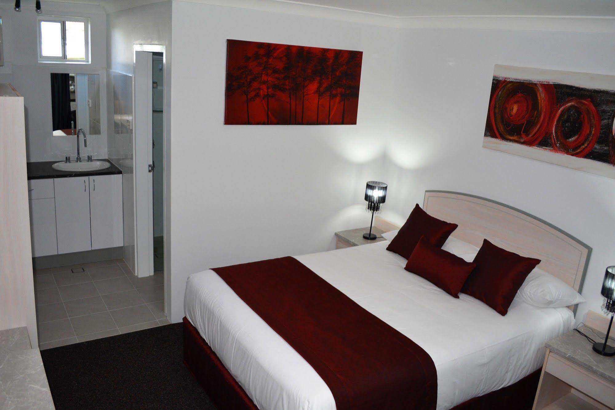 Alabaster Motor Inn Taree Extérieur photo