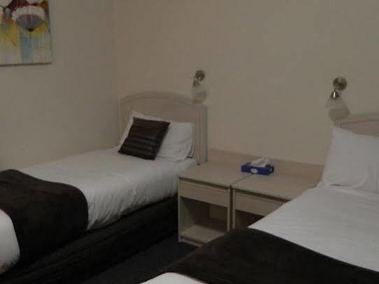 Alabaster Motor Inn Taree Extérieur photo