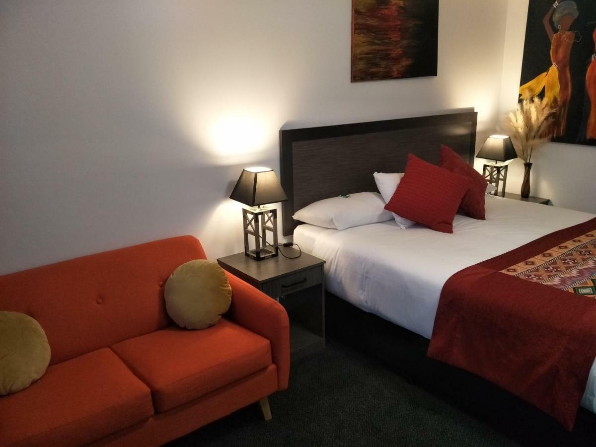 Alabaster Motor Inn Taree Extérieur photo
