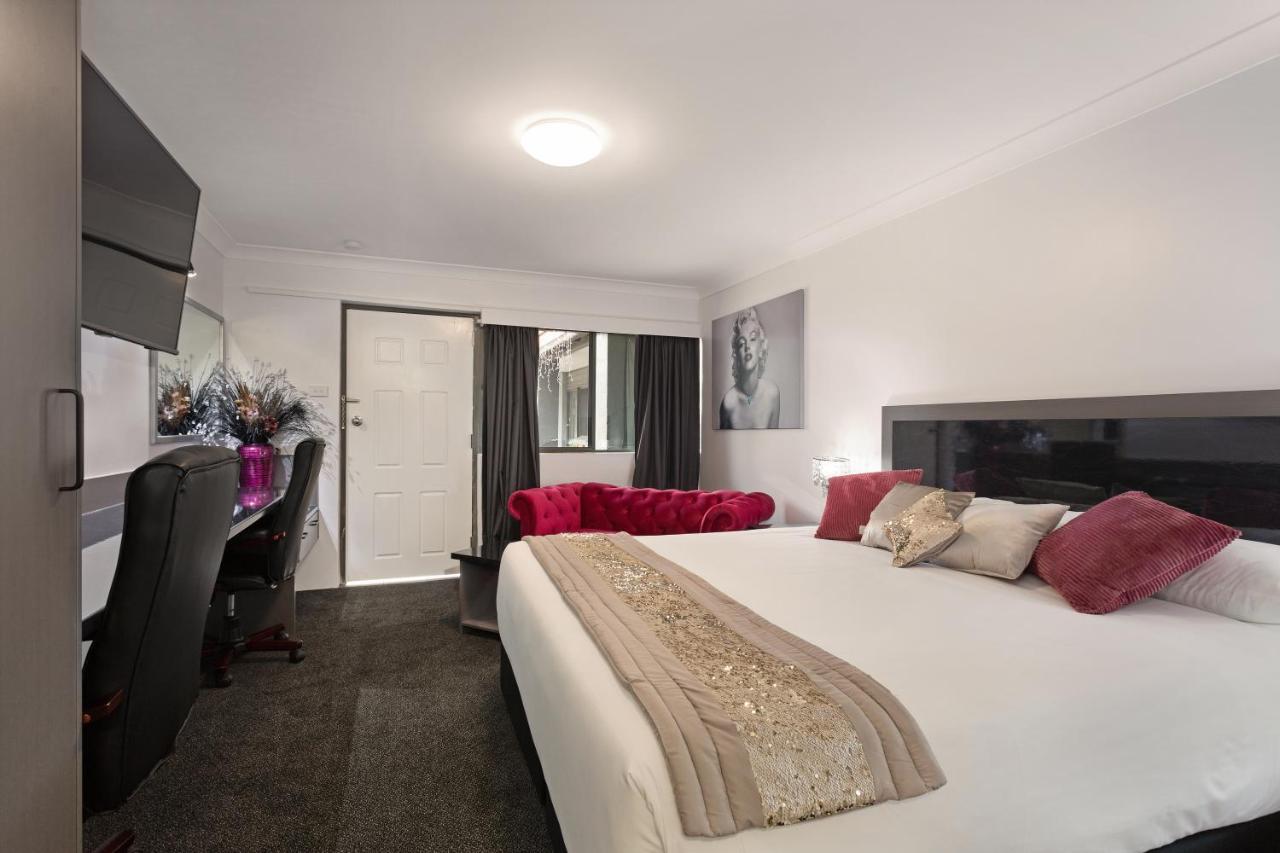 Alabaster Motor Inn Taree Extérieur photo