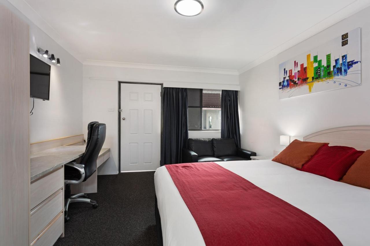 Alabaster Motor Inn Taree Extérieur photo