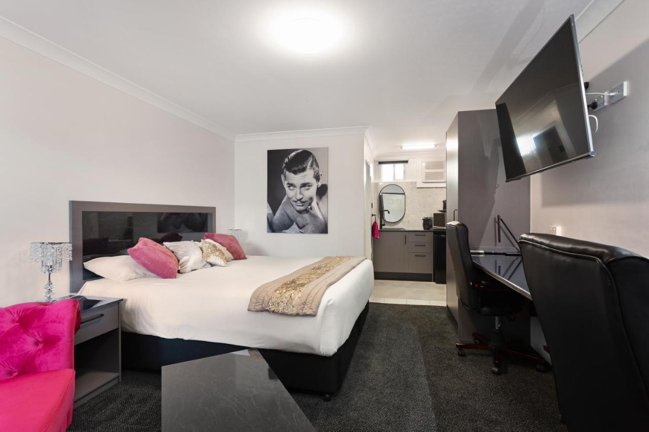 Alabaster Motor Inn Taree Extérieur photo